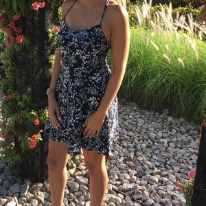 Strapped Back Sundress, with Pockets!